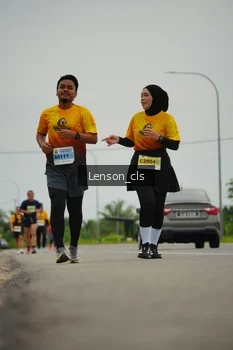Runner Photo 2114723
