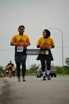 Runner Photo 2114740