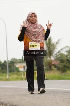 Runner Photo 2114790