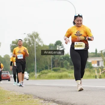 Runner Photo 2114798