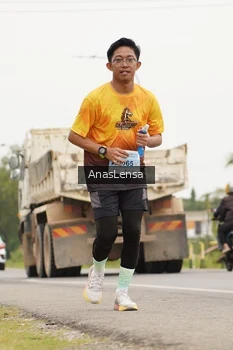 Runner Photo 2114858