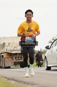 Runner Photo 2114859