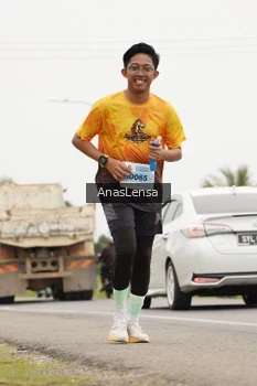 Runner Photo 2114860