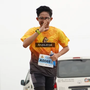 Runner Photo 2114879