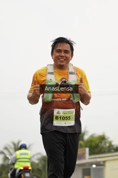 Runner Photo 2114902