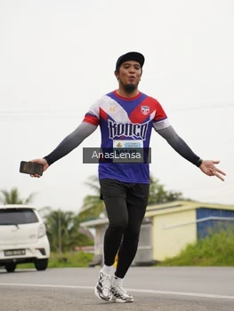 Runner Photo 2114947