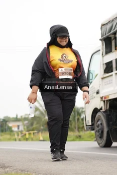 Runner Photo 2114959