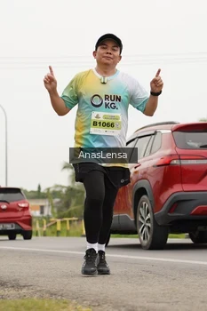 Runner Photo 2114974