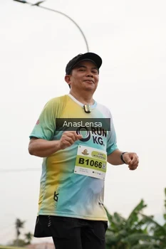 Runner Photo 2114985