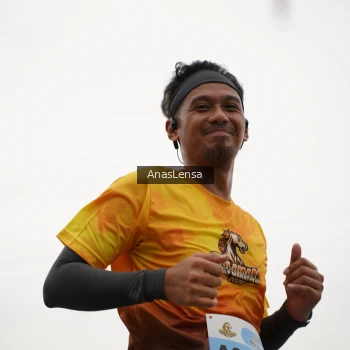 Runner Photo 2115025