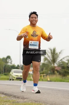 Runner Photo 2115026