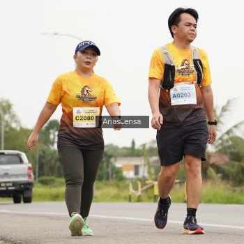Runner Photo 2115042