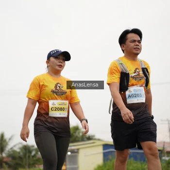 Runner Photo 2115053