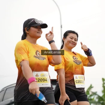 Runner Photo 2115136