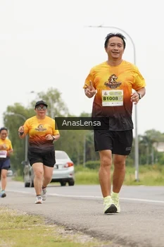Runner Photo 2115139