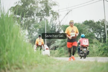 Runner Photo 2115162