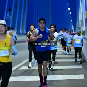 Runner Photo 2115317