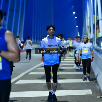 Runner Photo 2115342