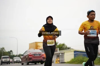 Runner Photo 2115436