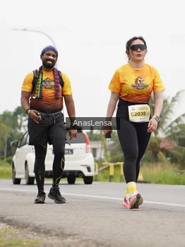 Runner Photo 2115696