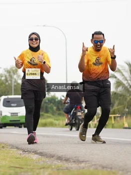 Runner Photo 2115830