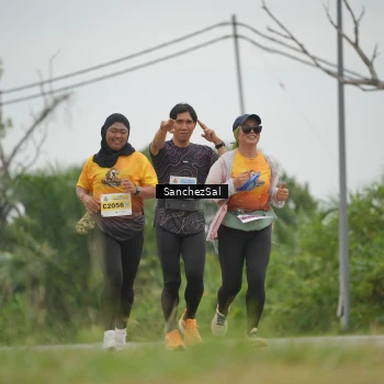 Runner Photo 2115853