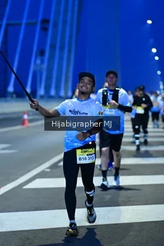 Runner Photo 2115951