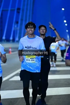 Runner Photo 2116020