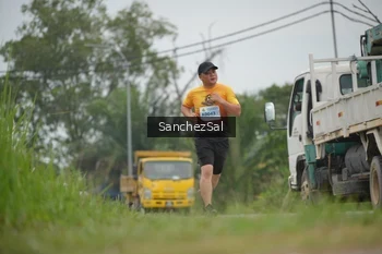 Runner Photo 2116022