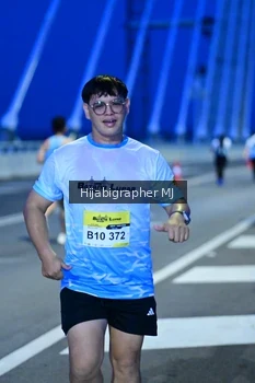 Runner Photo 2116172