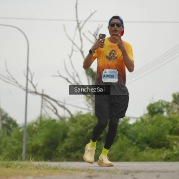 Runner Photo 2116351
