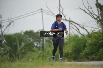 Runner Photo 2116417