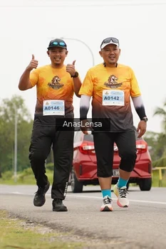 Runner Photo 2116498