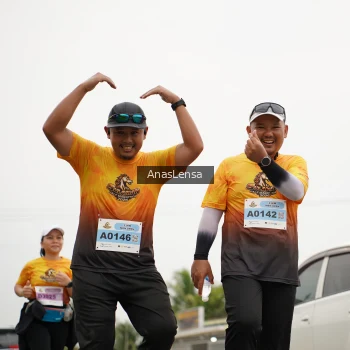 Runner Photo 2116543