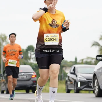 Runner Photo 2116603