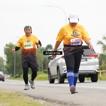 Runner Photo 2116664