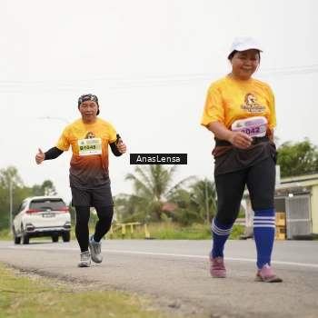 Runner Photo 2116680