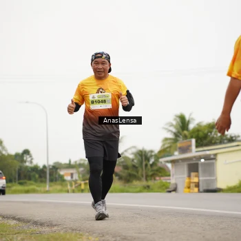 Runner Photo 2116685