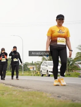 Runner Photo 2116772