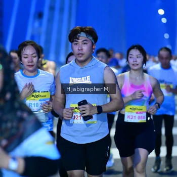 Runner Photo 2116790