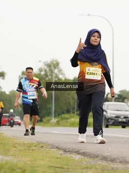 Runner Photo 2116901