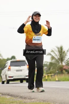 Runner Photo 2116949