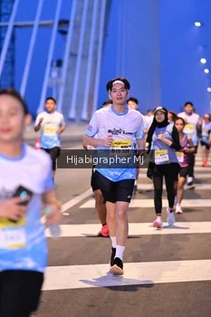 Runner Photo 2117134