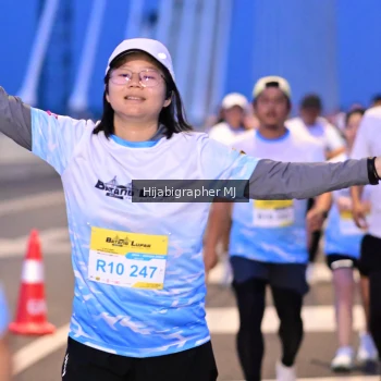 Runner Photo 2117337