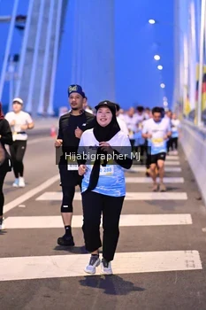 Runner Photo 2117404