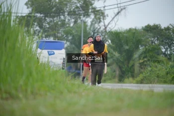 Runner Photo 2117428