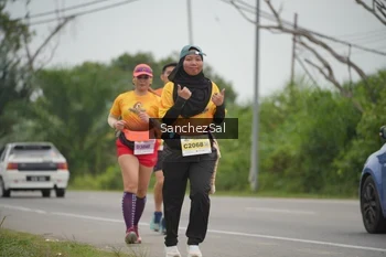 Runner Photo 2117438