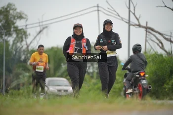 Runner Photo 2117494