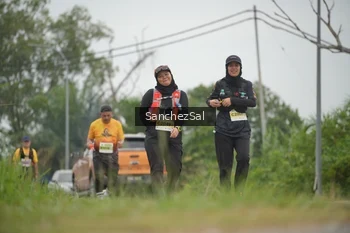 Runner Photo 2117496
