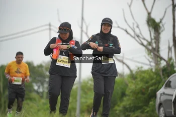 Runner Photo 2117522